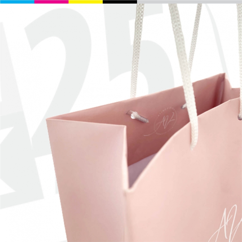 Sacola de Papel Apergaminhado Personalizada - 17,5x24x9,5cm - 1 Cor Pantone - 1.000 unid.